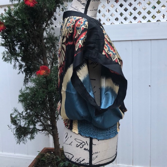 🌸Vitage Rampage  top - Picture 3 of 4